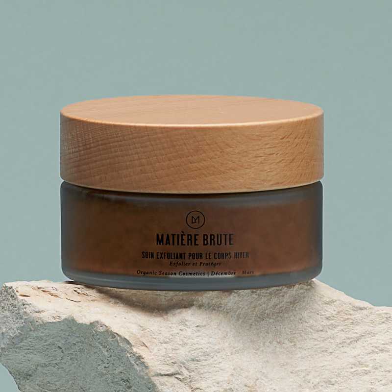 Soin Exfoliant Corps Bio - Cure d'Hiver Matière Brute Lab  application